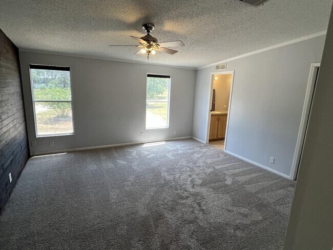 Building Photo - 1054 Co Rd 257
