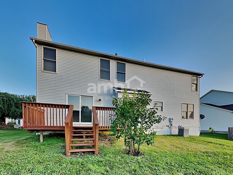 Building Photo - 2403 Hutcheson Ct