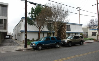 Building Photo - FREE RENT! Beautiful & Spacious 1 bed. Apt. In Van nuys.