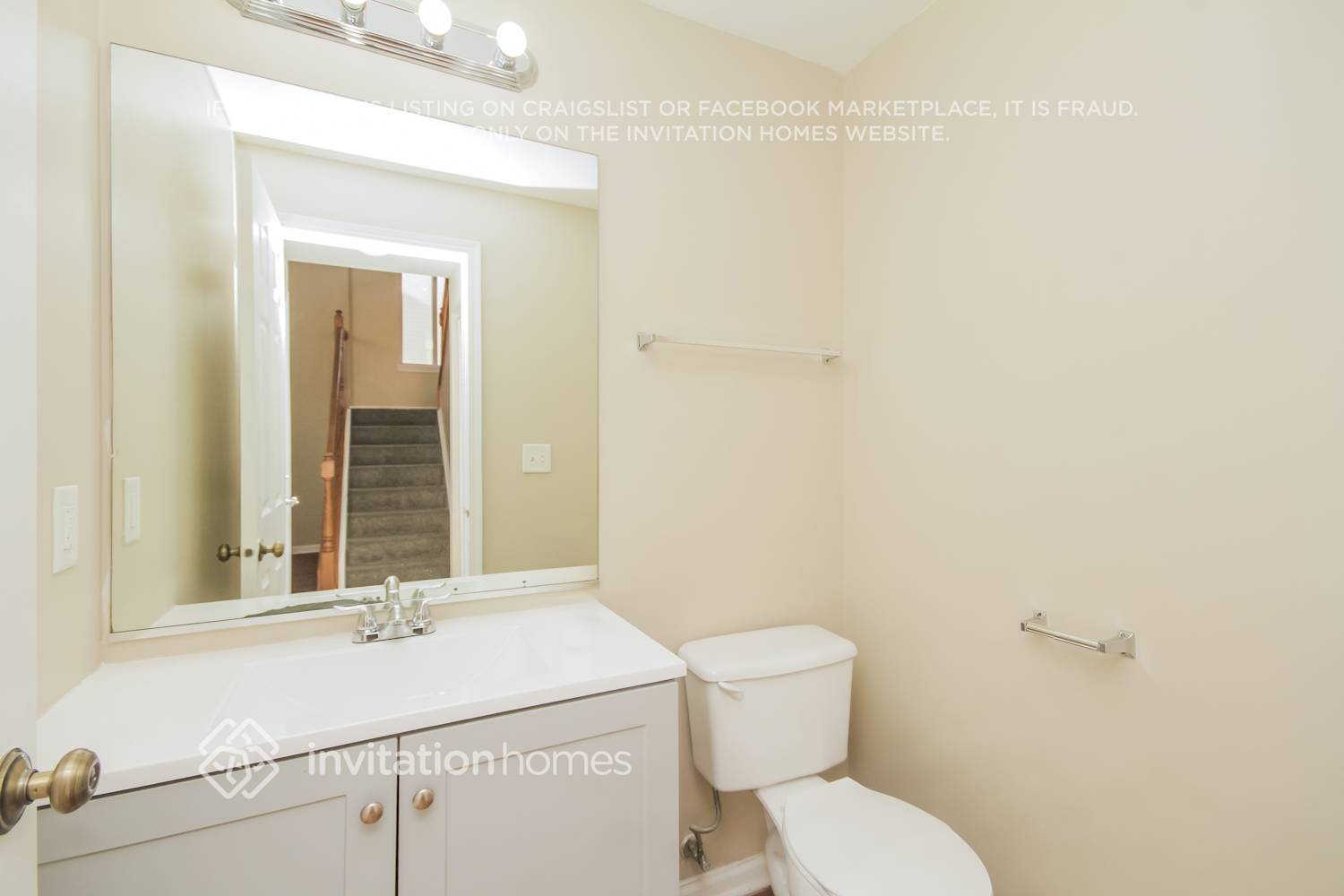 Building Photo - 353 Richmond Dr