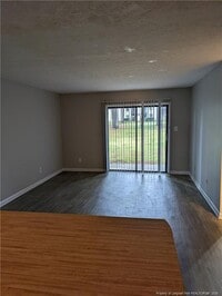 Building Photo - 829 Applewood Ln