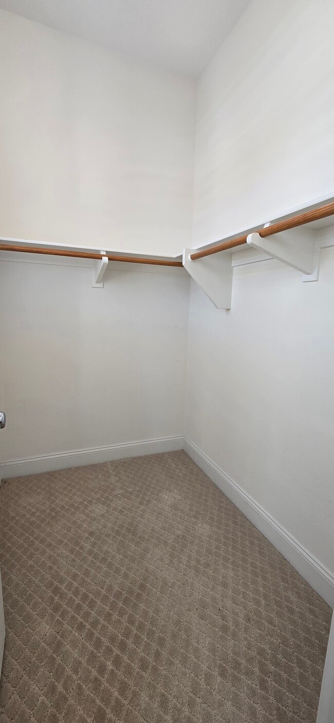 Building Photo - 12840 Frost Brothers Ct