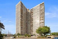 Building Photo - 300 Winston Dr