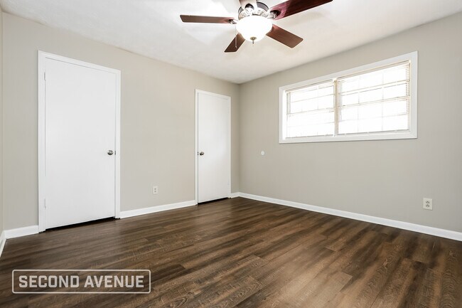 Building Photo - 2053 Chestnut Log Dr