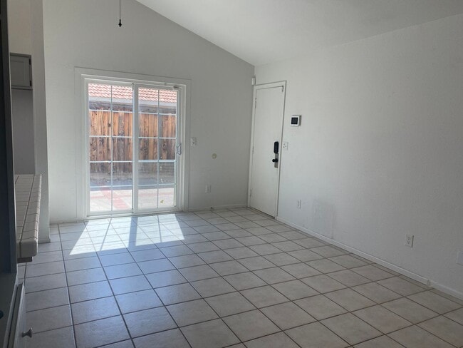 Building Photo - Single Family One-Story Home Available!!!