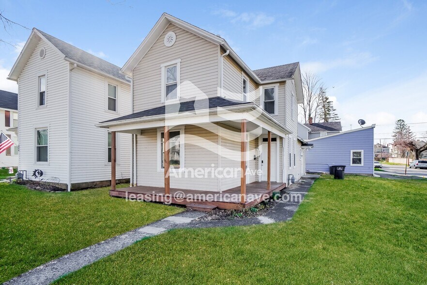 Building Photo - 602 King St