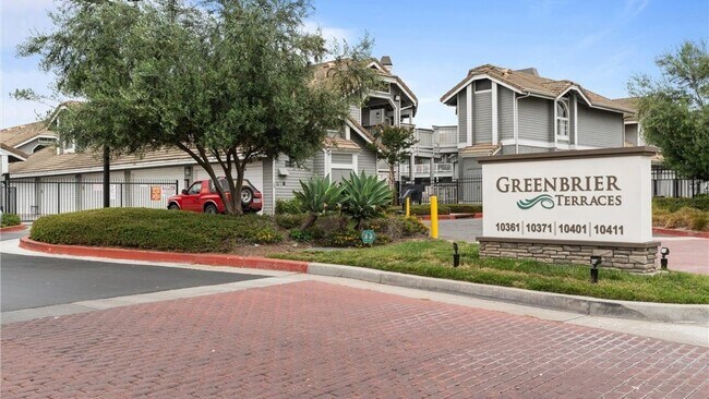 Building Photo - 10371 Garden Grove Blvd