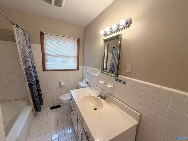 Building Photo - 330 Jack Coleman Dr NW