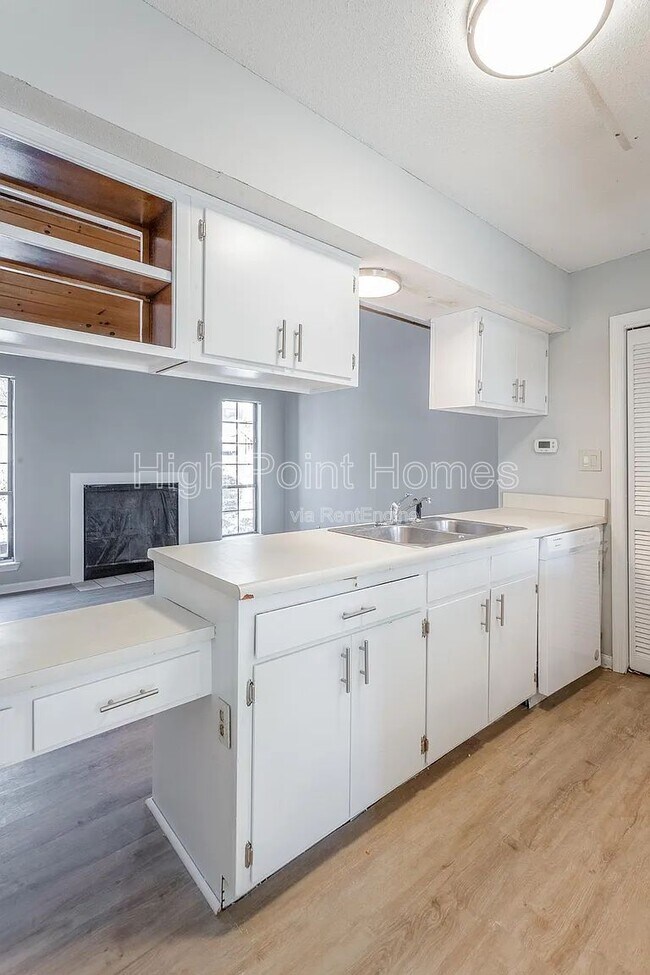 Building Photo - 3620 Idlewild Cir