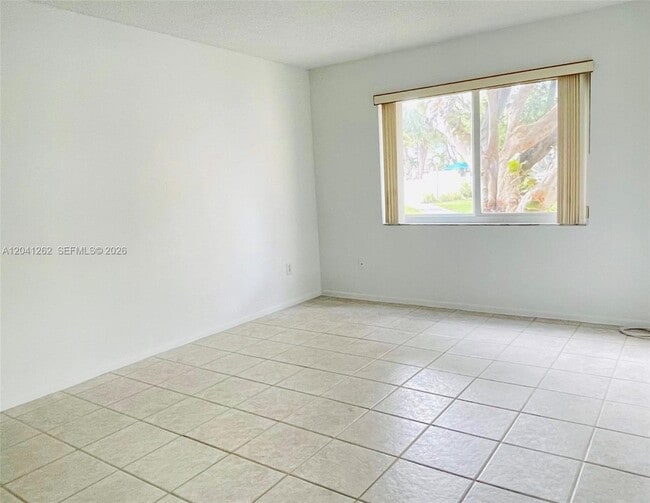 Building Photo - 7730 Camino Real