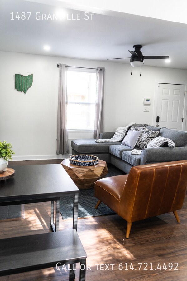 Building Photo - 1487 Granville St