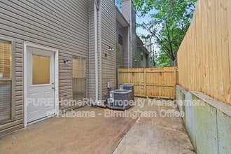 Building Photo - 456 Highland Cove Dr