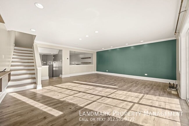 Building Photo - 6431 W 64th Pl