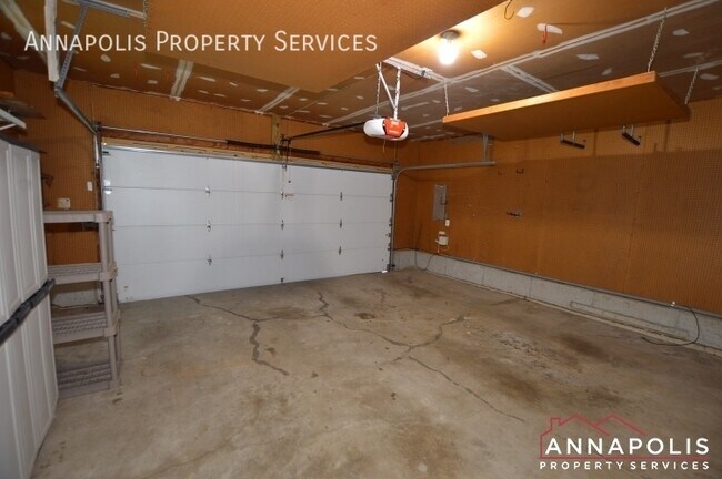 Building Photo - 394 Scarlet Oak Dr