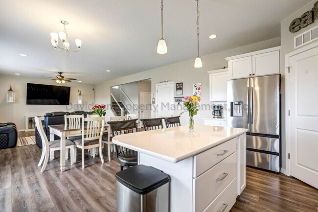 Building Photo - 8747 Bynum Dr