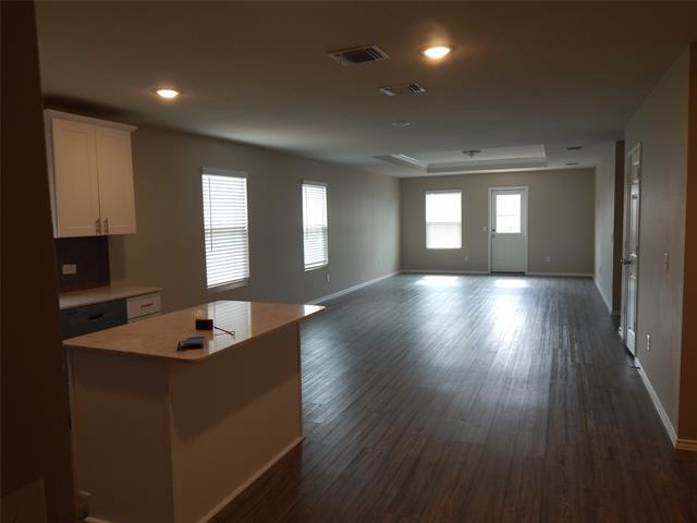 Building Photo - 4633 Benham Dr