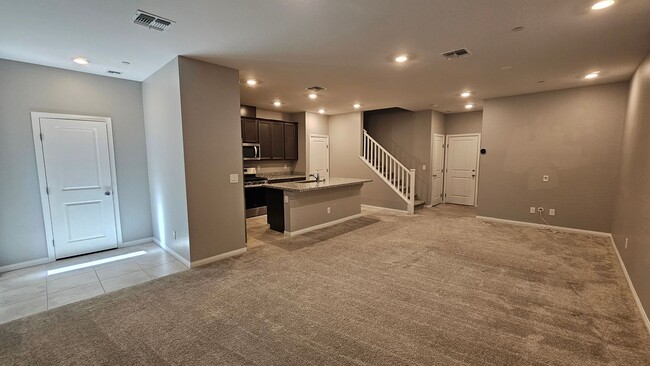 Building Photo - COMING SOON!  AWESOME SUMMERLIN TOWNHOME!