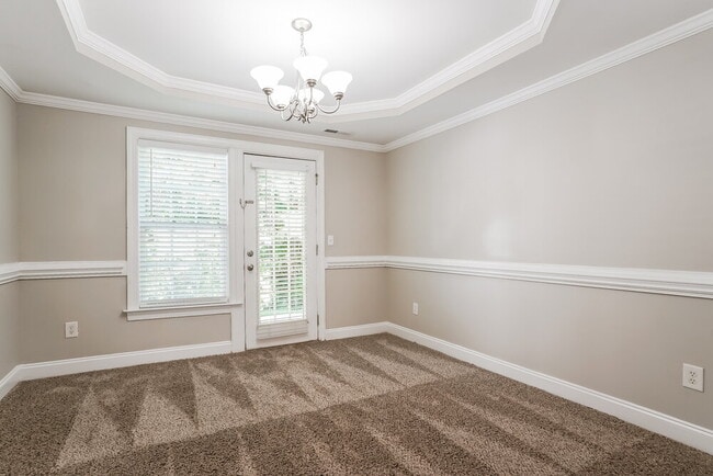 Building Photo - 329 Braxman Ln