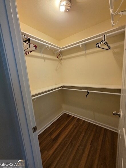 Building Photo - 207 Granite Way