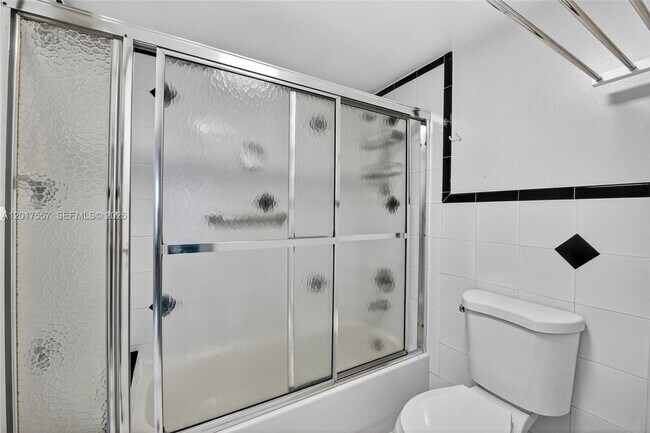 Building Photo - 2401 Collins Ave