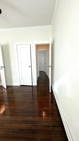 Building Photo - 131 Olive St