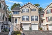 Building Photo - 35 Brock Ln
