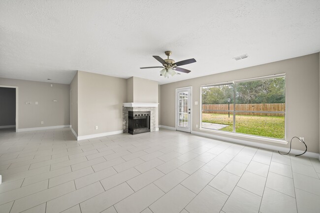 Building Photo - 7010 Pembrough Ln