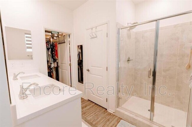 Building Photo - 5381 Calle Rockfish