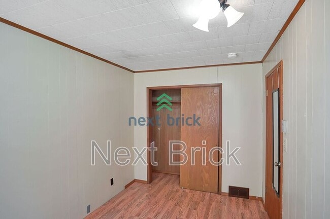 Building Photo - 11545 26th Ave NE