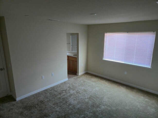 Building Photo - Vacant- Must Apply to schedule viewing
