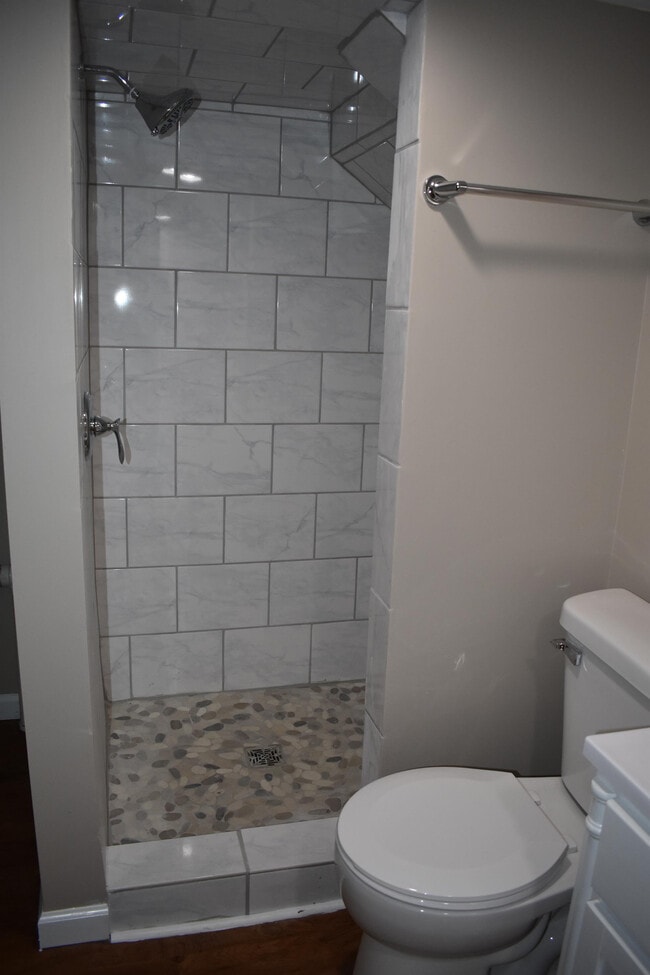 Building Photo - 5360 N 29th St