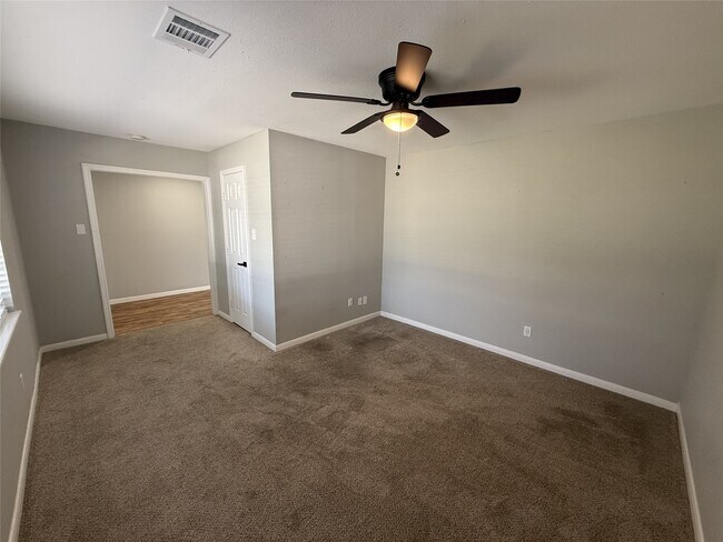 Building Photo - 10031 Haddington Dr