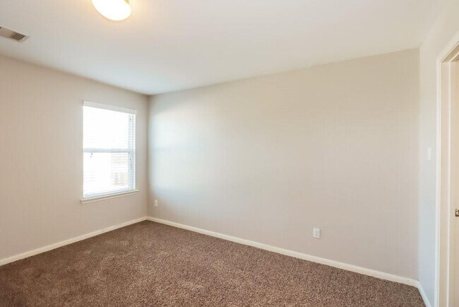 Building Photo - 21822 Octavia Way