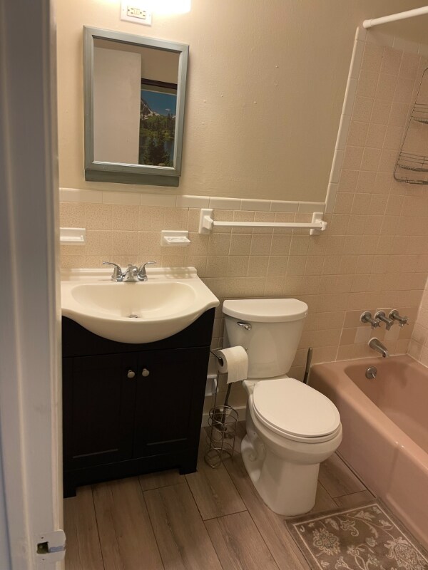 Building Photo - 1 Lancelot Court