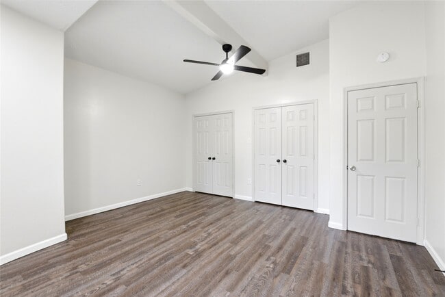 Building Photo - 9403 Spaulding St