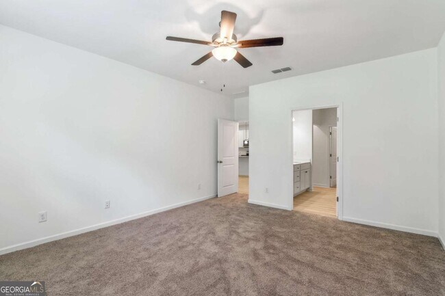 Building Photo - 1721 Tolstoy Ln