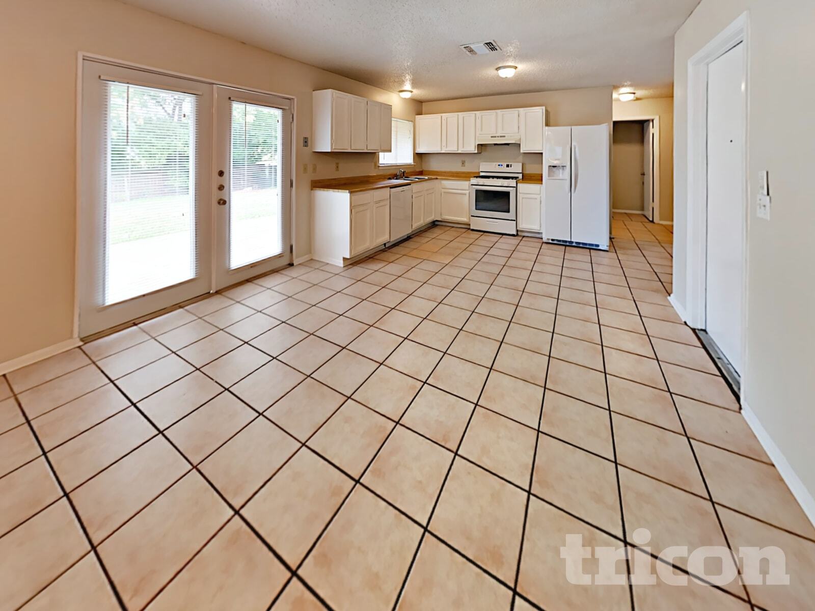 Building Photo - 5815 Brambletree St