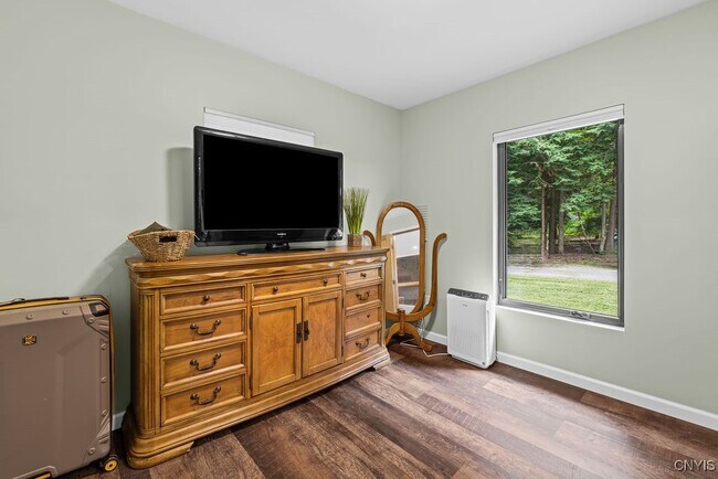 Building Photo - 7643 Mill Rd