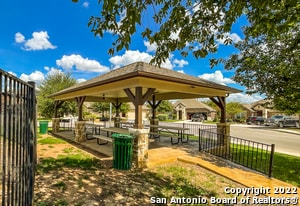 Building Photo - 7427 Valle Msn