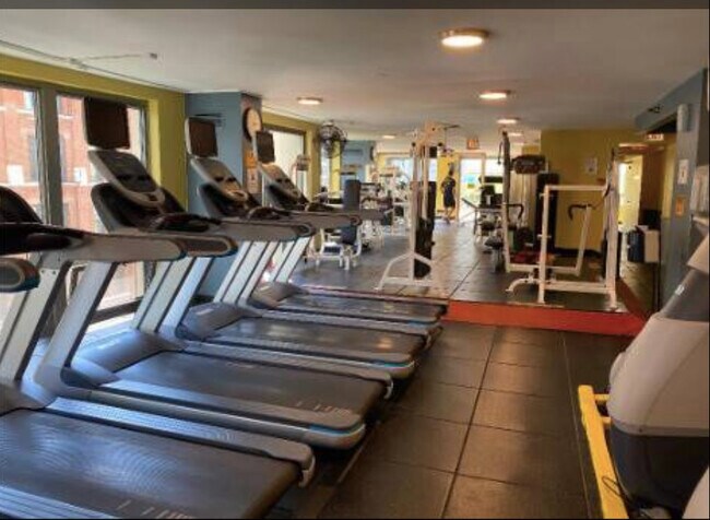 Building Photo - 440 N Wabash Ave