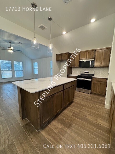 Building Photo - 17713 Horne Ln