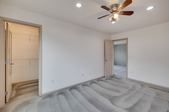 Building Photo - Beautiful Two-Story Home for Rent in the C...