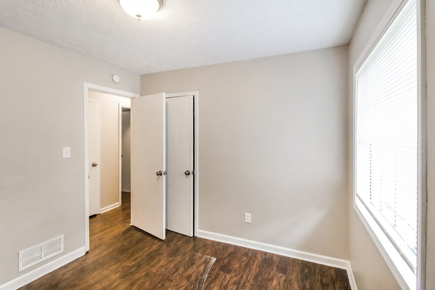 Building Photo - 3066 Arden Way SW