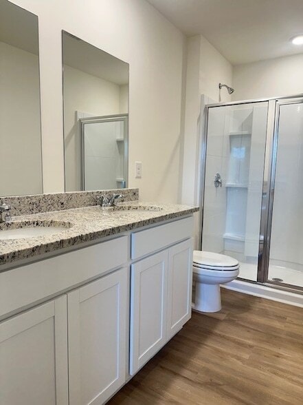 Building Photo - 4131 Belcourt Dr