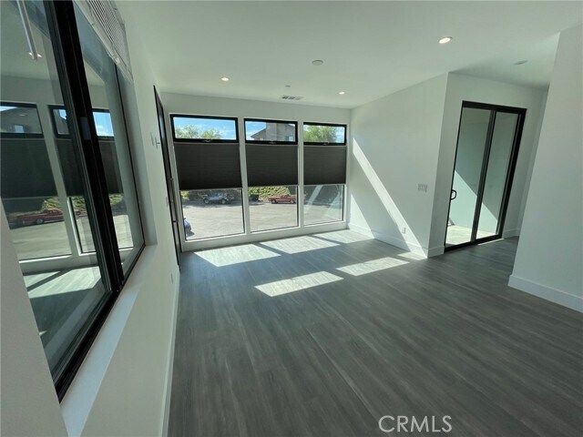 Building Photo - 29000 Scout Ct