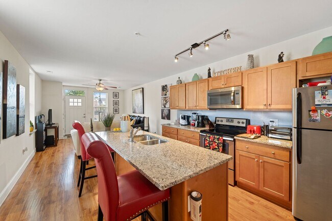 Building Photo - The Fountain Square Apartments