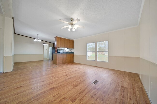 Building Photo - 2 Jacob St