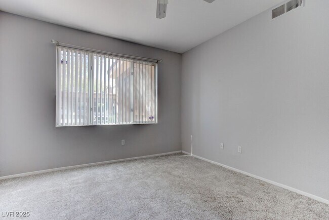 Building Photo - 2900 Sunridge Heights Pkwy