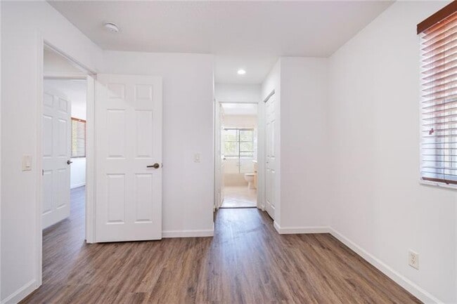 Building Photo - 1609 Sweetgum Terrace