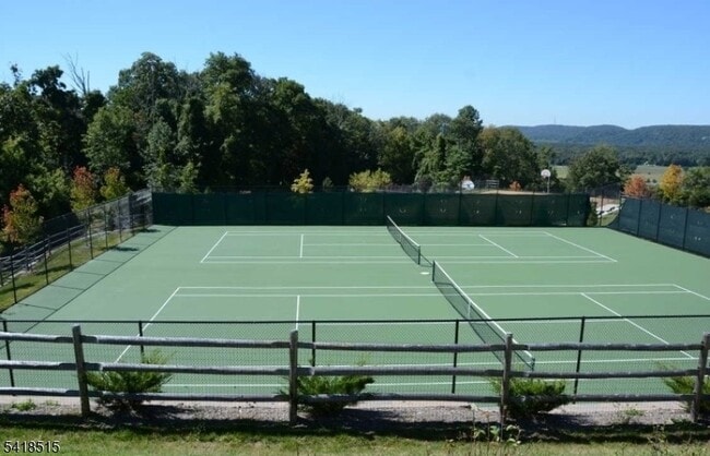 Building Photo - 64 Goldfinch Dr